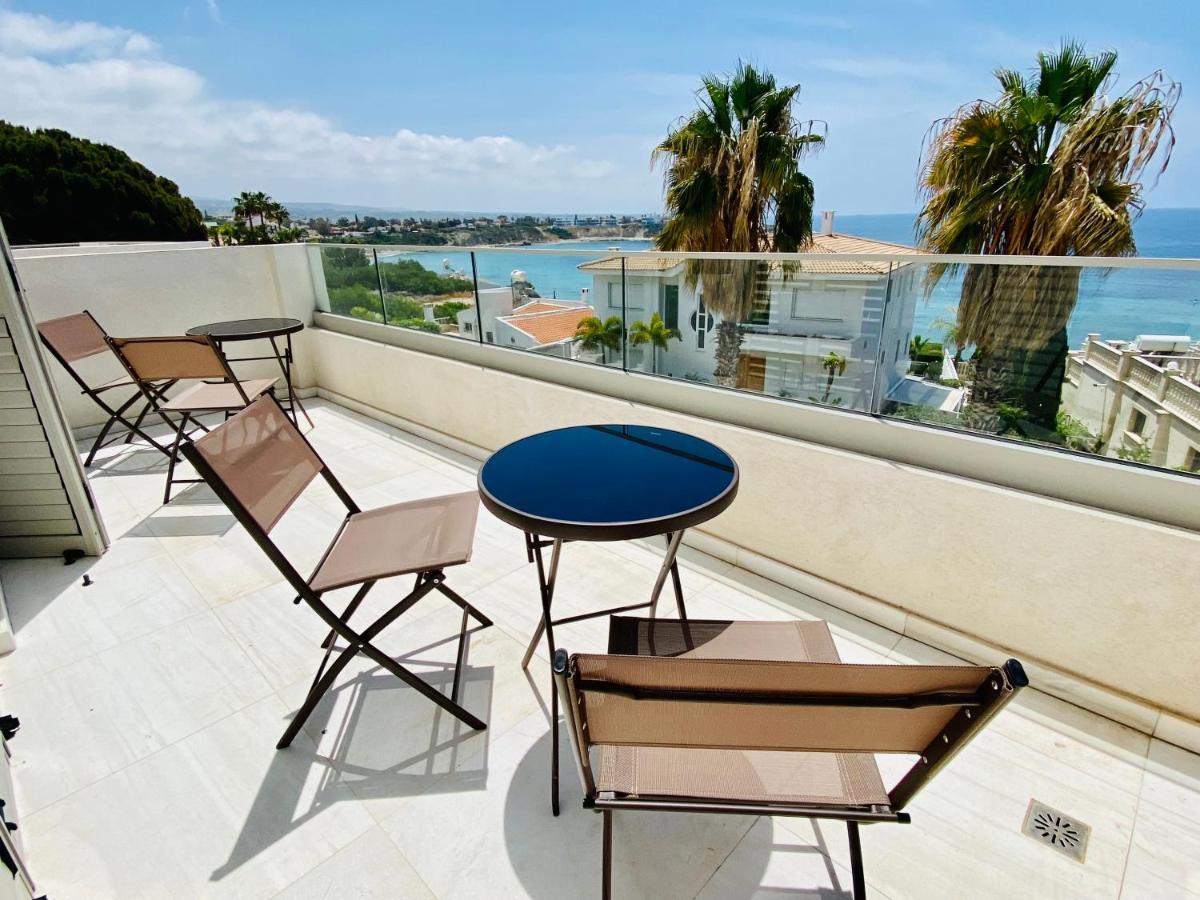 Coral Bay Beach Villa Paphos Exterior foto