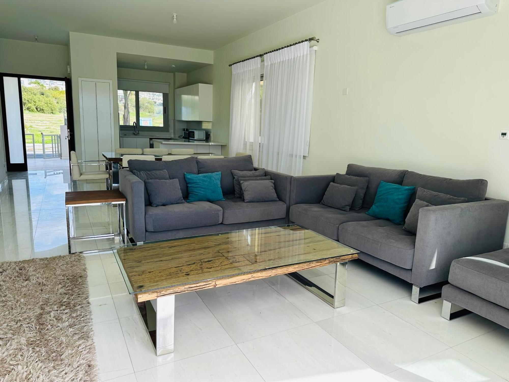 Coral Bay Beach Villa Paphos Exterior foto
